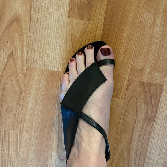 ⭐️NEW ⭐️ DUSICA SACKS SANDALS - Picture 6 of 8